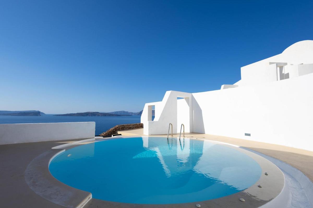 Grand Ambassador Santorini Hotel