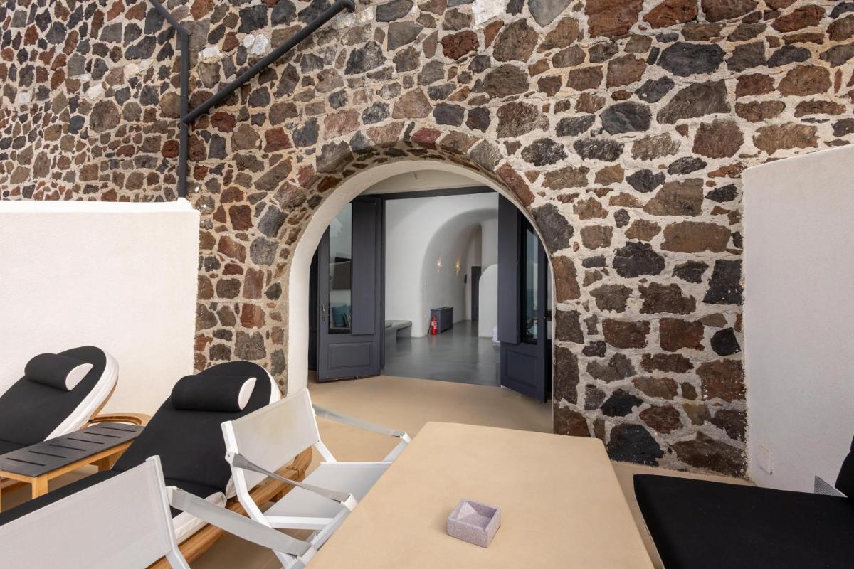 Grand Ambassador Santorini Hotel