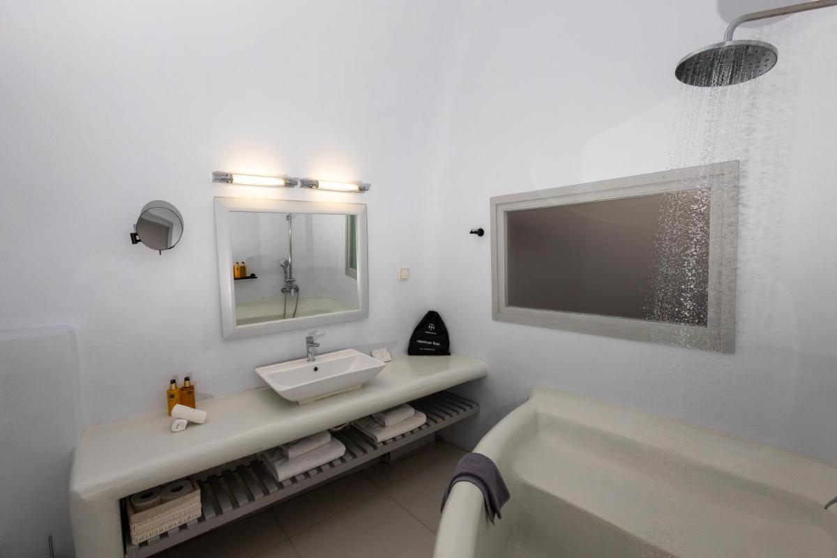 Grand Ambassador Santorini Hotel