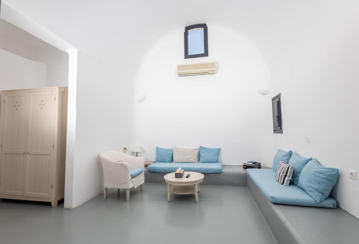 Grand Ambassador Santorini Hotel