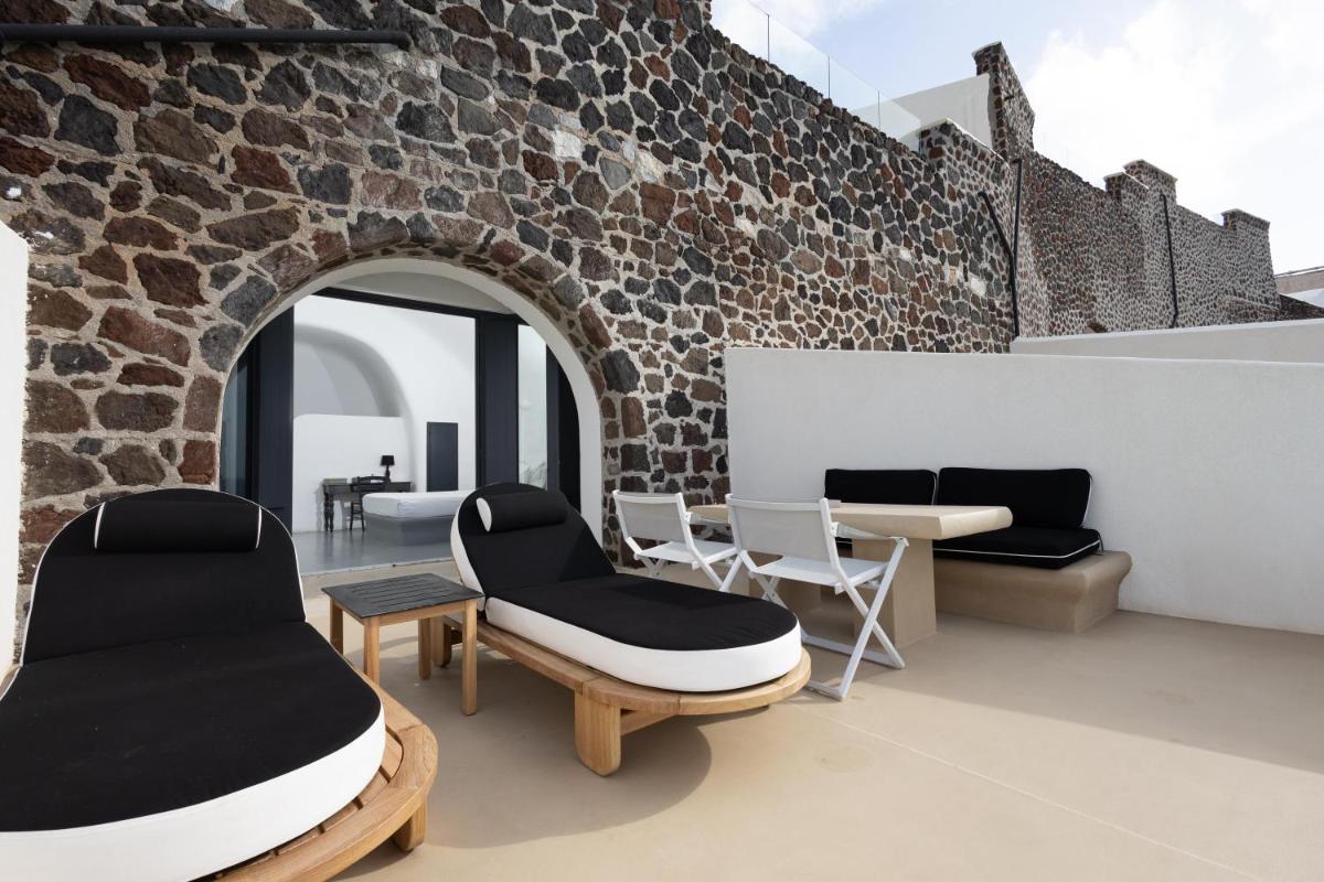 Grand Ambassador Santorini Hotel