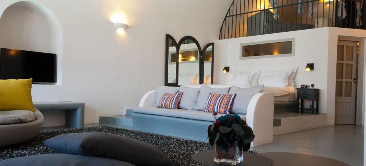 Grand Ambassador Santorini Hotel