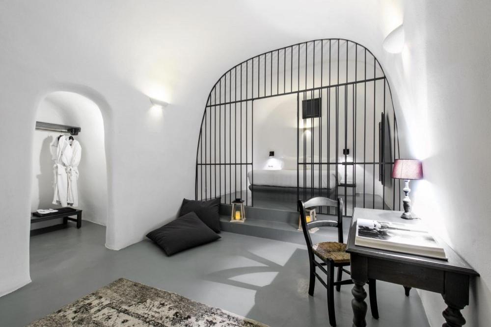 Grand Ambassador Santorini Hotel