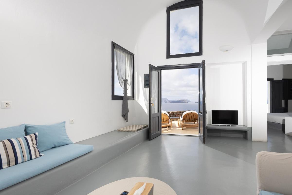 Grand Ambassador Santorini Hotel