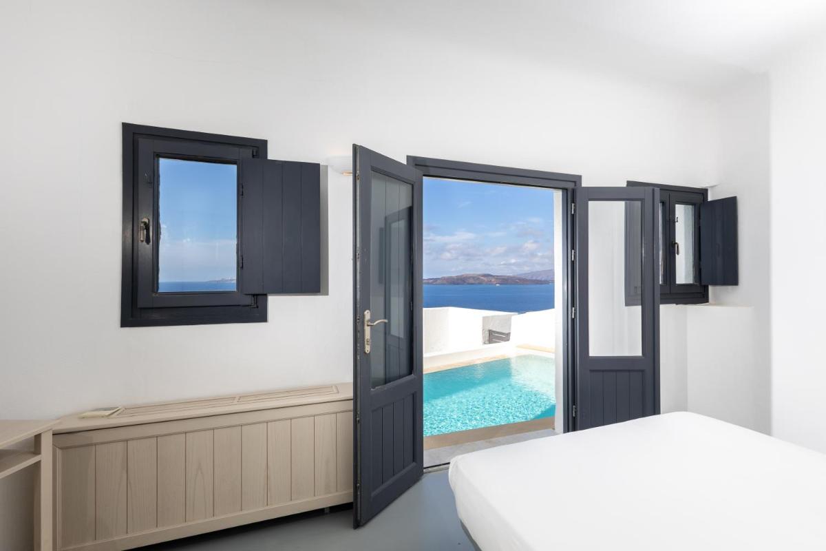 Grand Ambassador Santorini Hotel