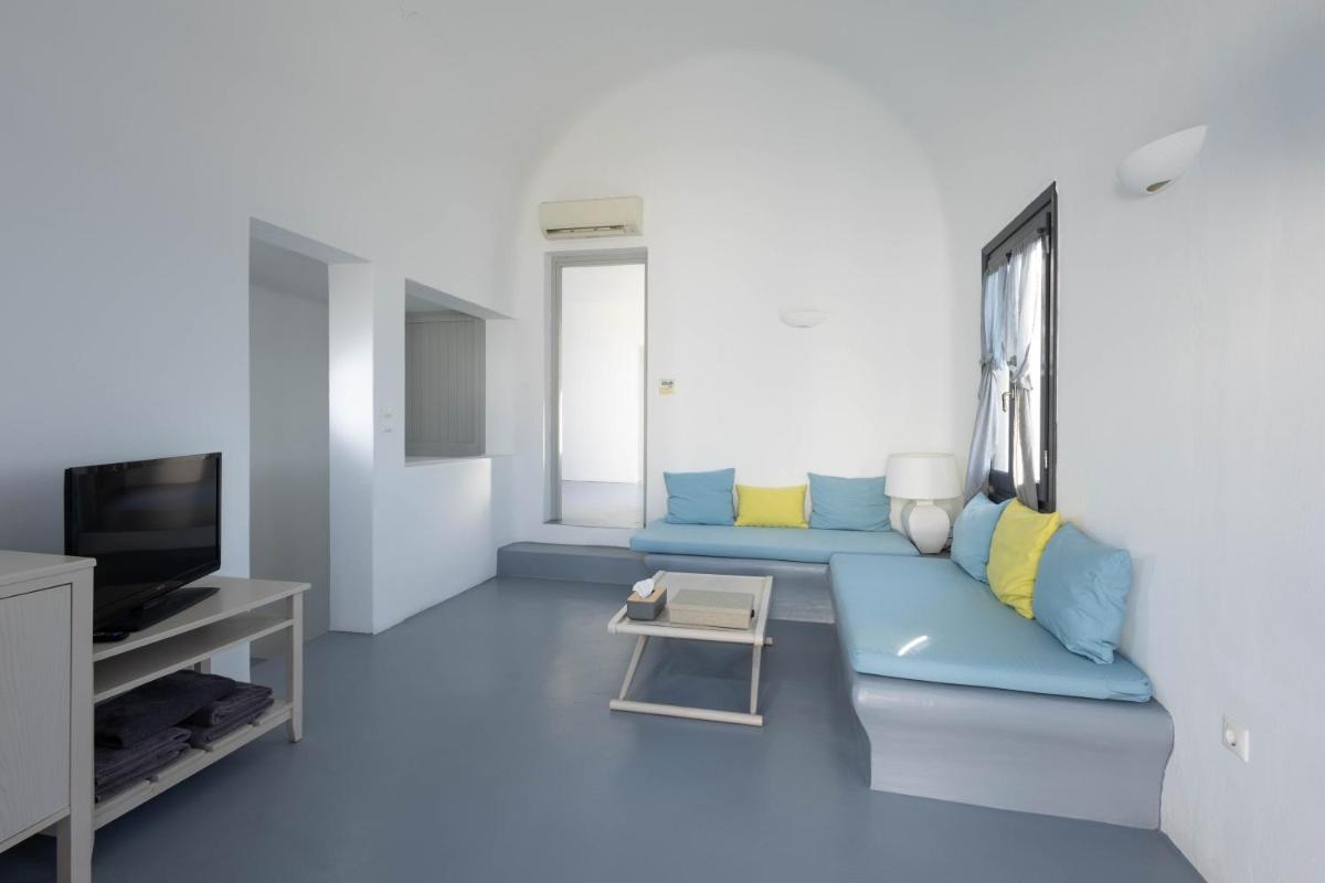 Grand Ambassador Santorini Hotel