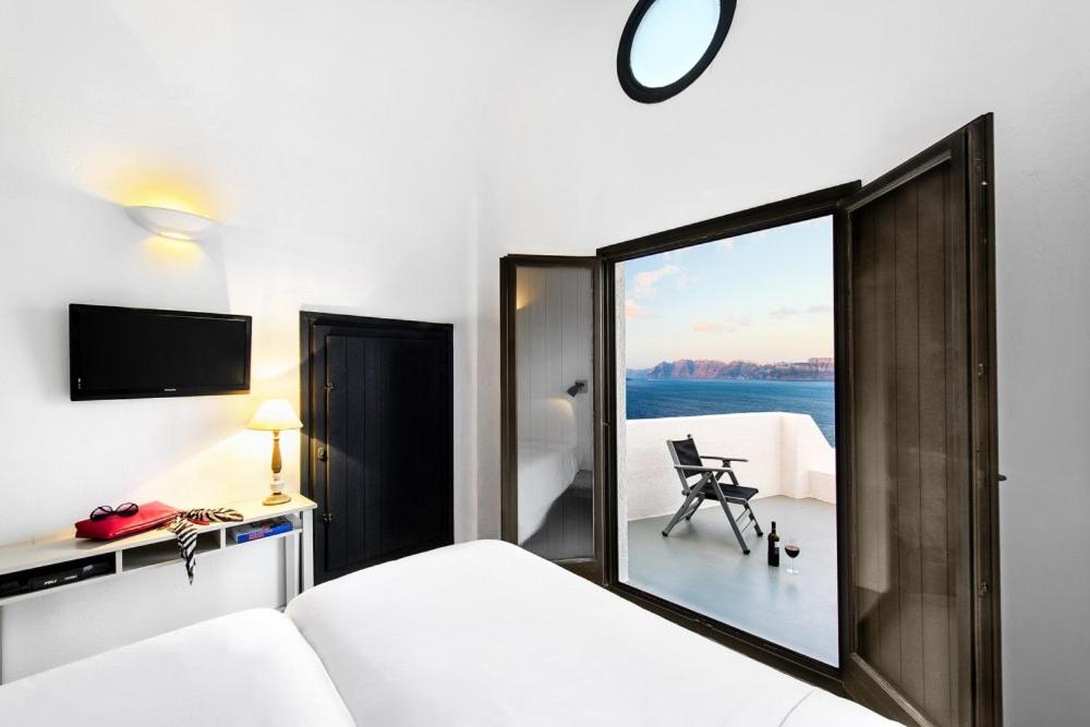 Grand Ambassador Santorini Hotel