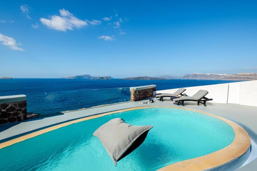 Grand Ambassador Santorini Hotel