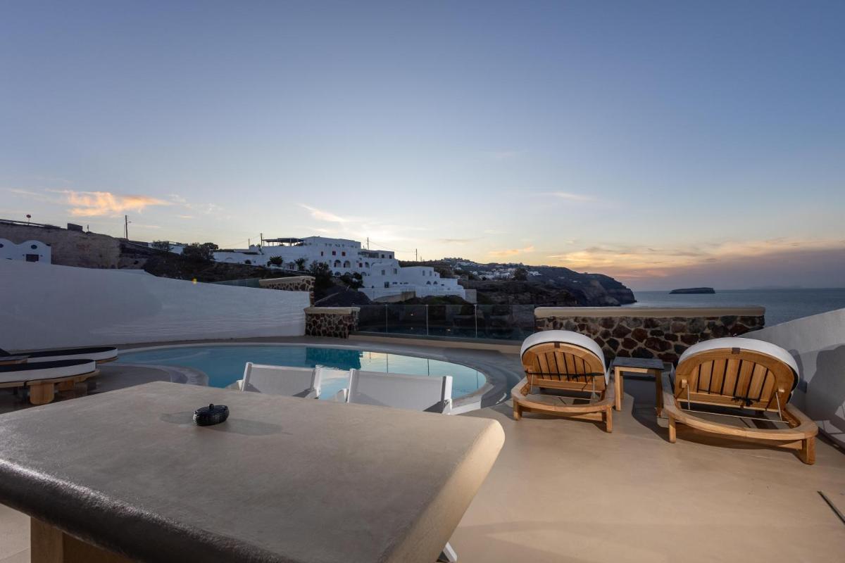 Grand Ambassador Santorini Hotel
