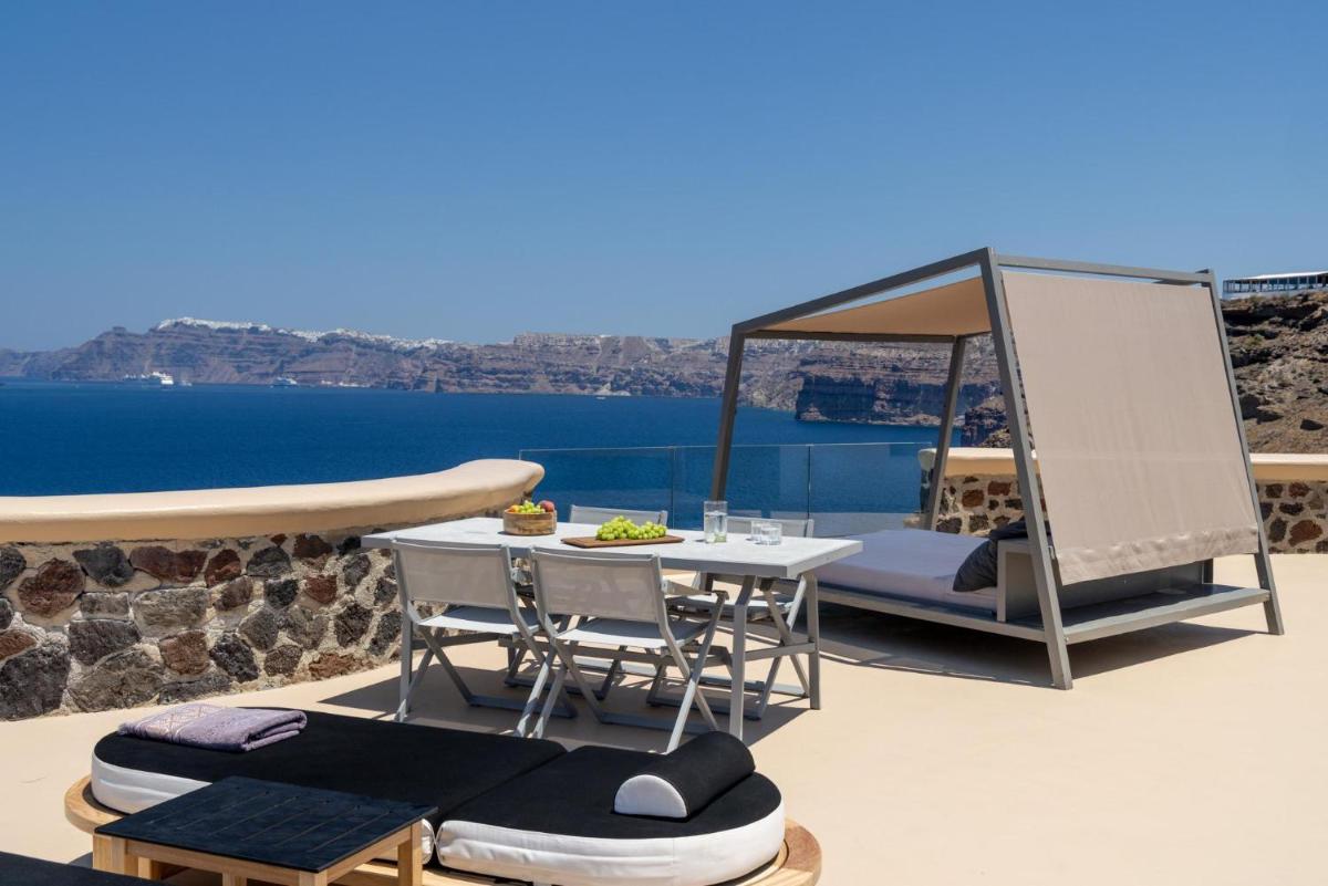 Grand Ambassador Santorini Hotel