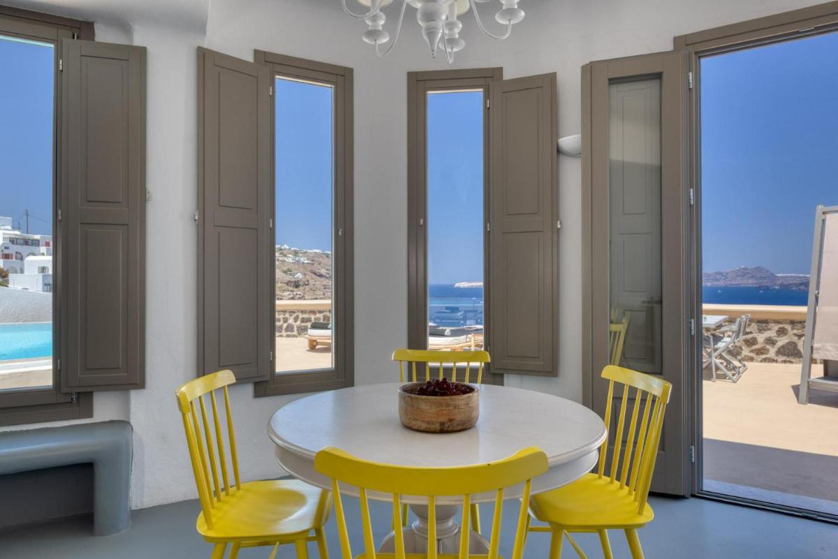Grand Ambassador Santorini Hotel