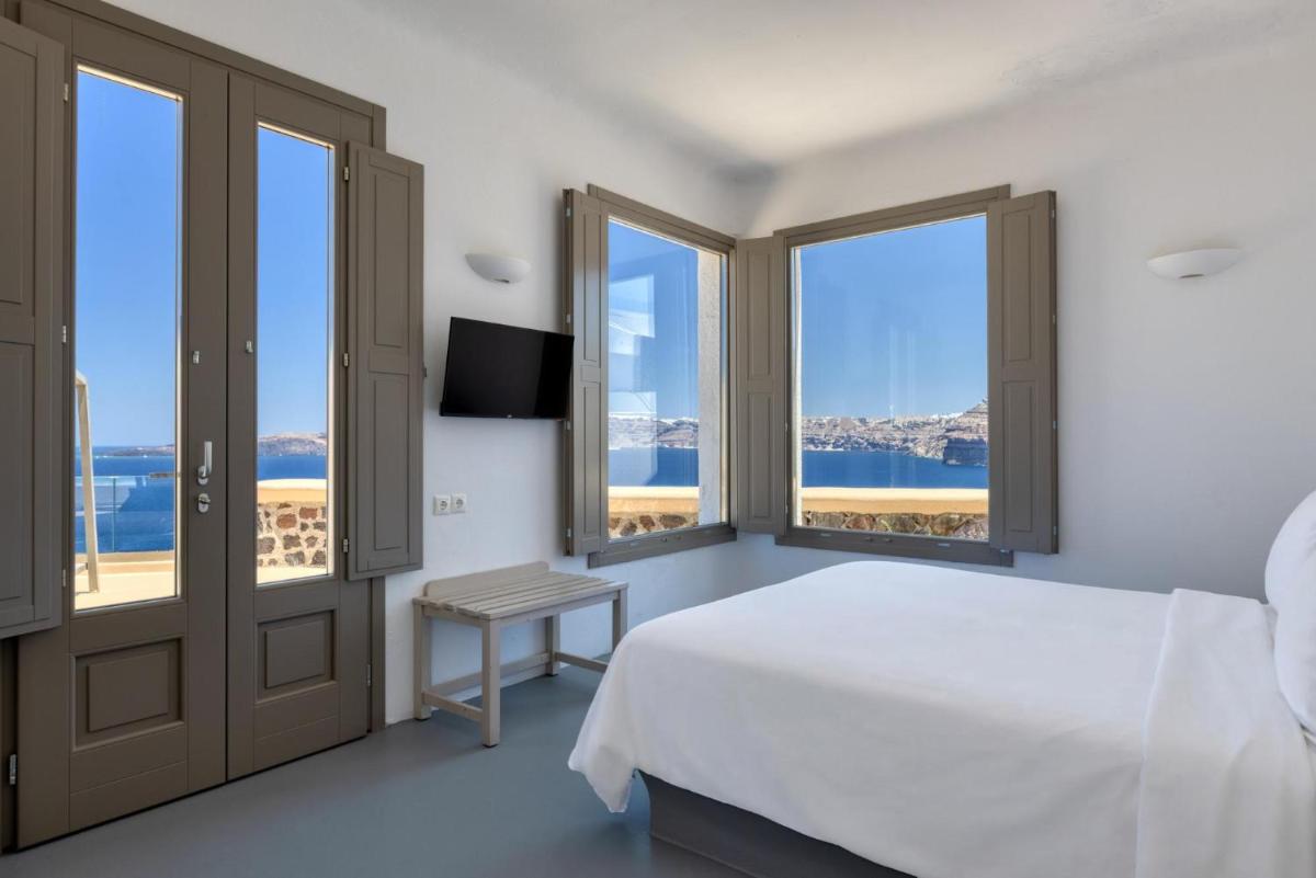 Grand Ambassador Santorini Hotel