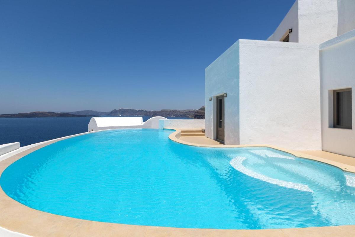 Grand Ambassador Santorini Hotel