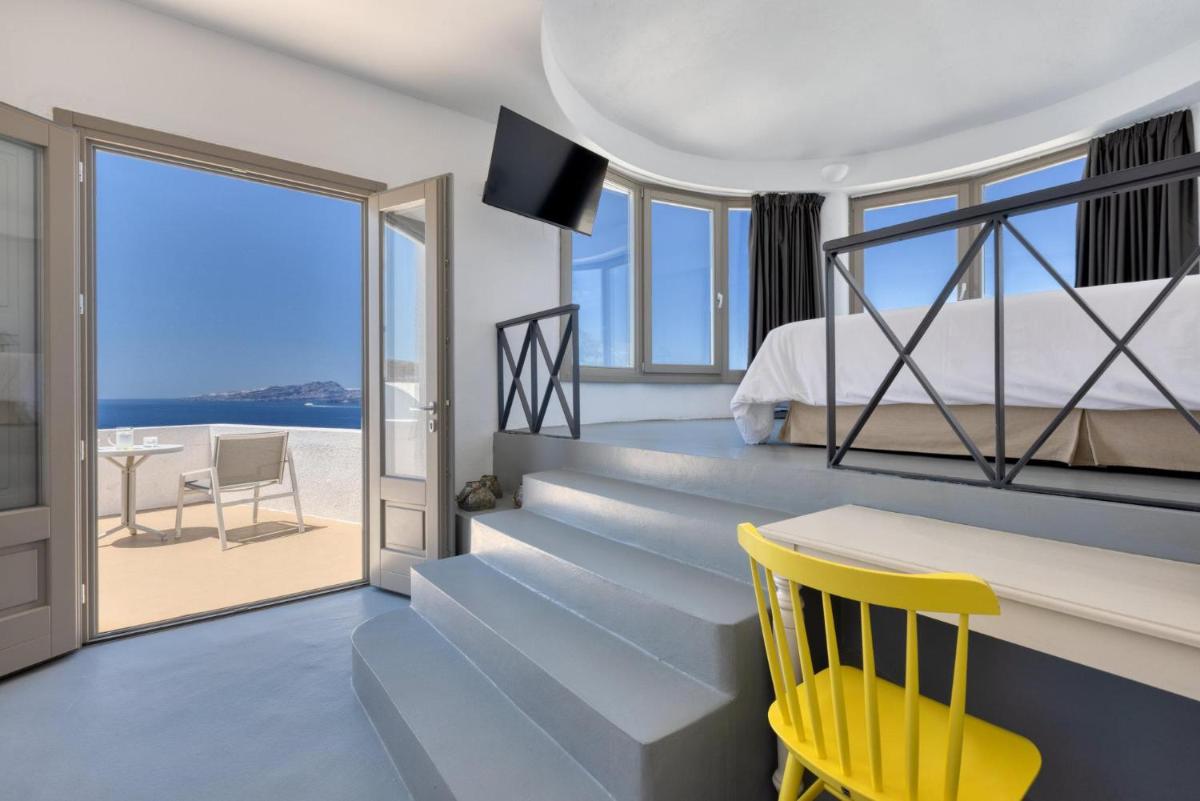 Grand Ambassador Santorini Hotel