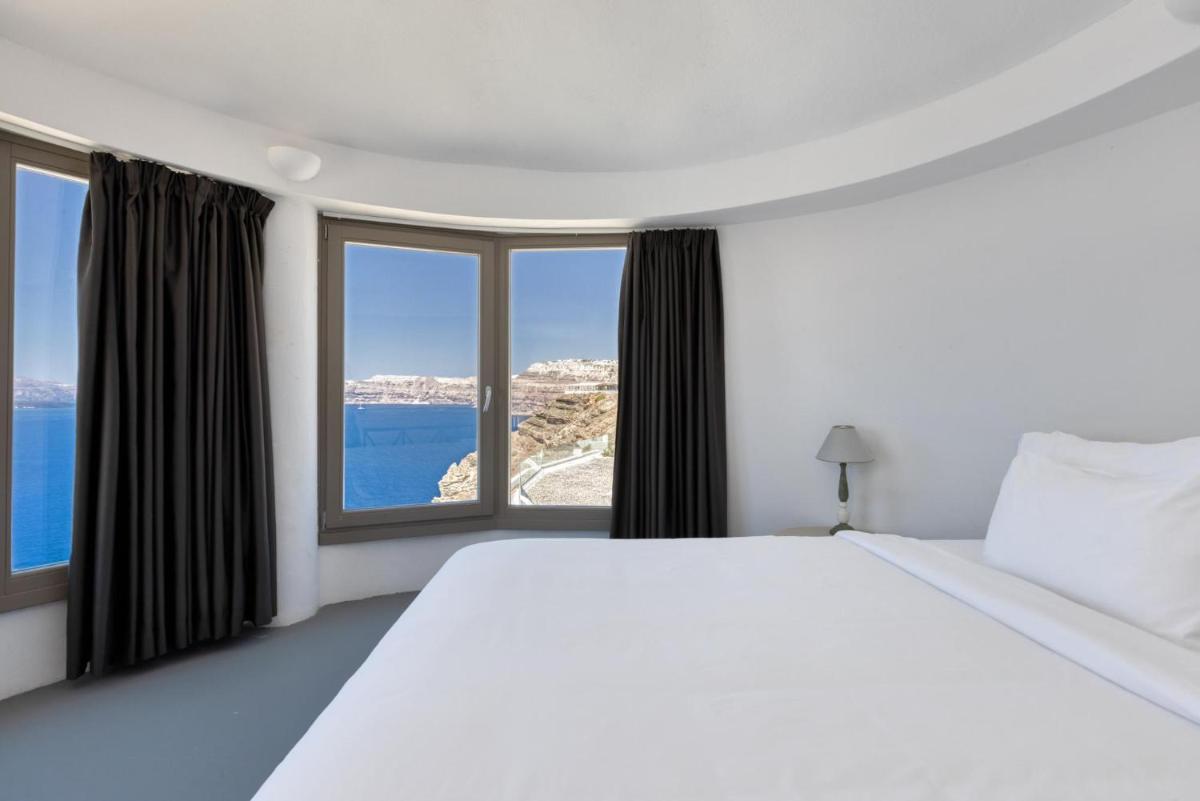 Grand Ambassador Santorini Hotel