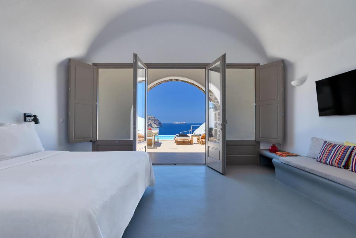 Grand Ambassador Santorini Hotel