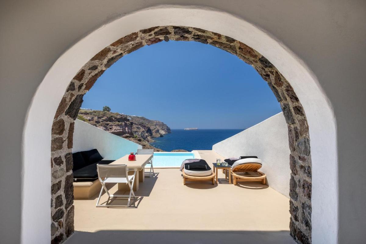 Grand Ambassador Santorini Hotel