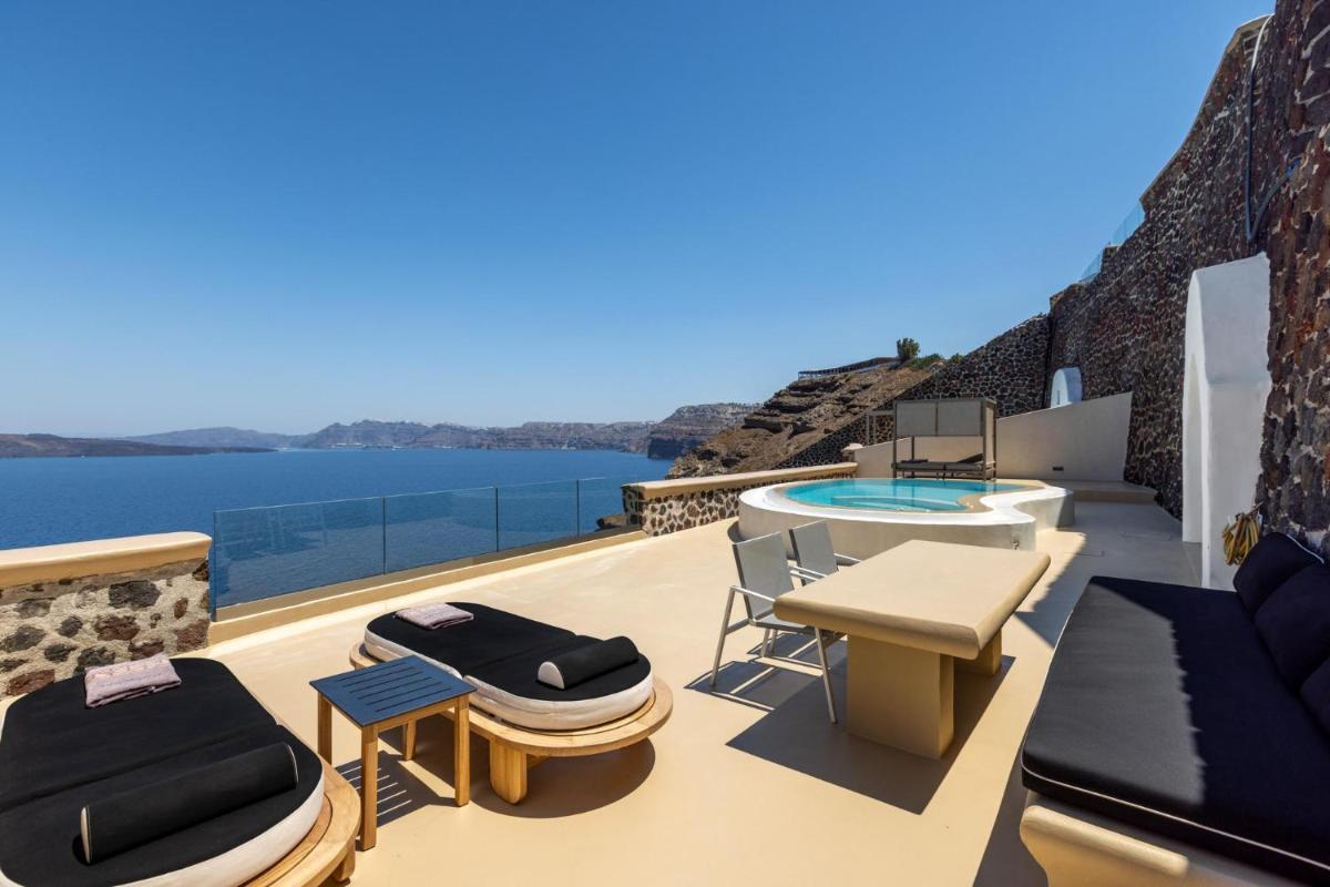 Grand Ambassador Santorini Hotel