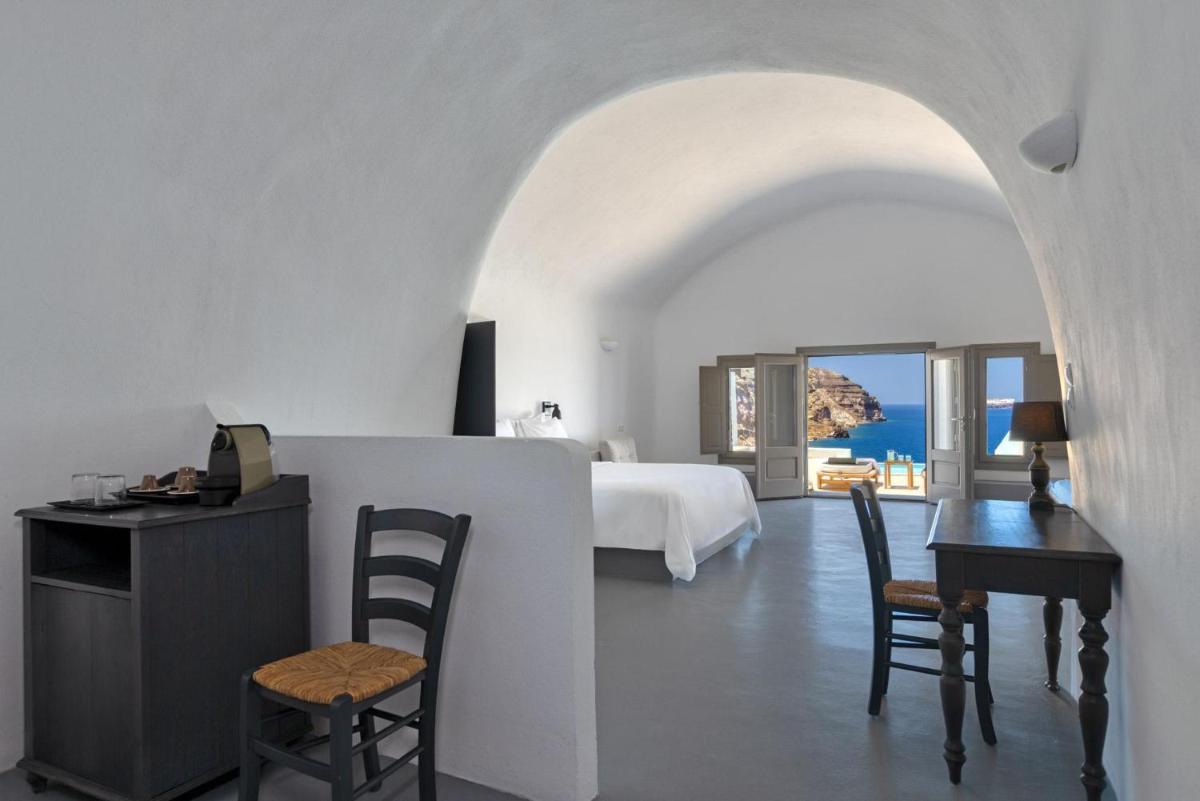 Grand Ambassador Santorini Hotel