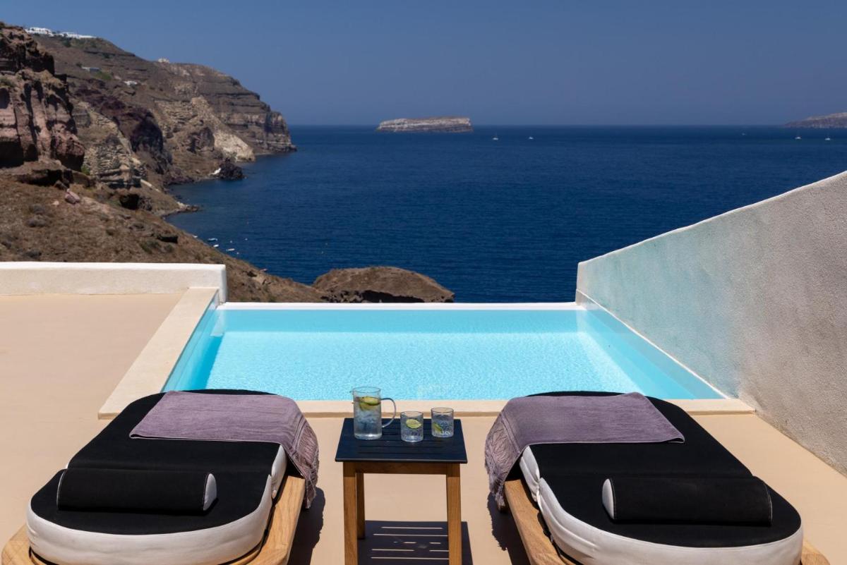 Grand Ambassador Santorini Hotel