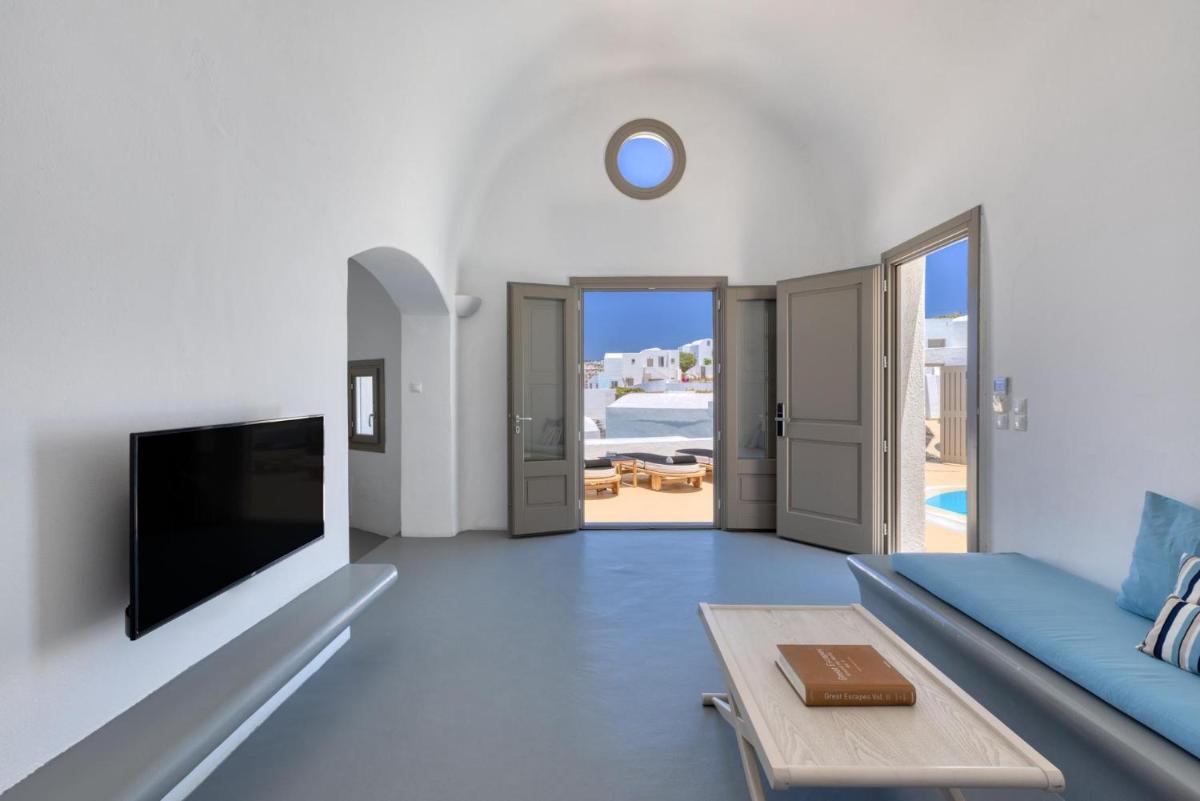 Grand Ambassador Santorini Hotel