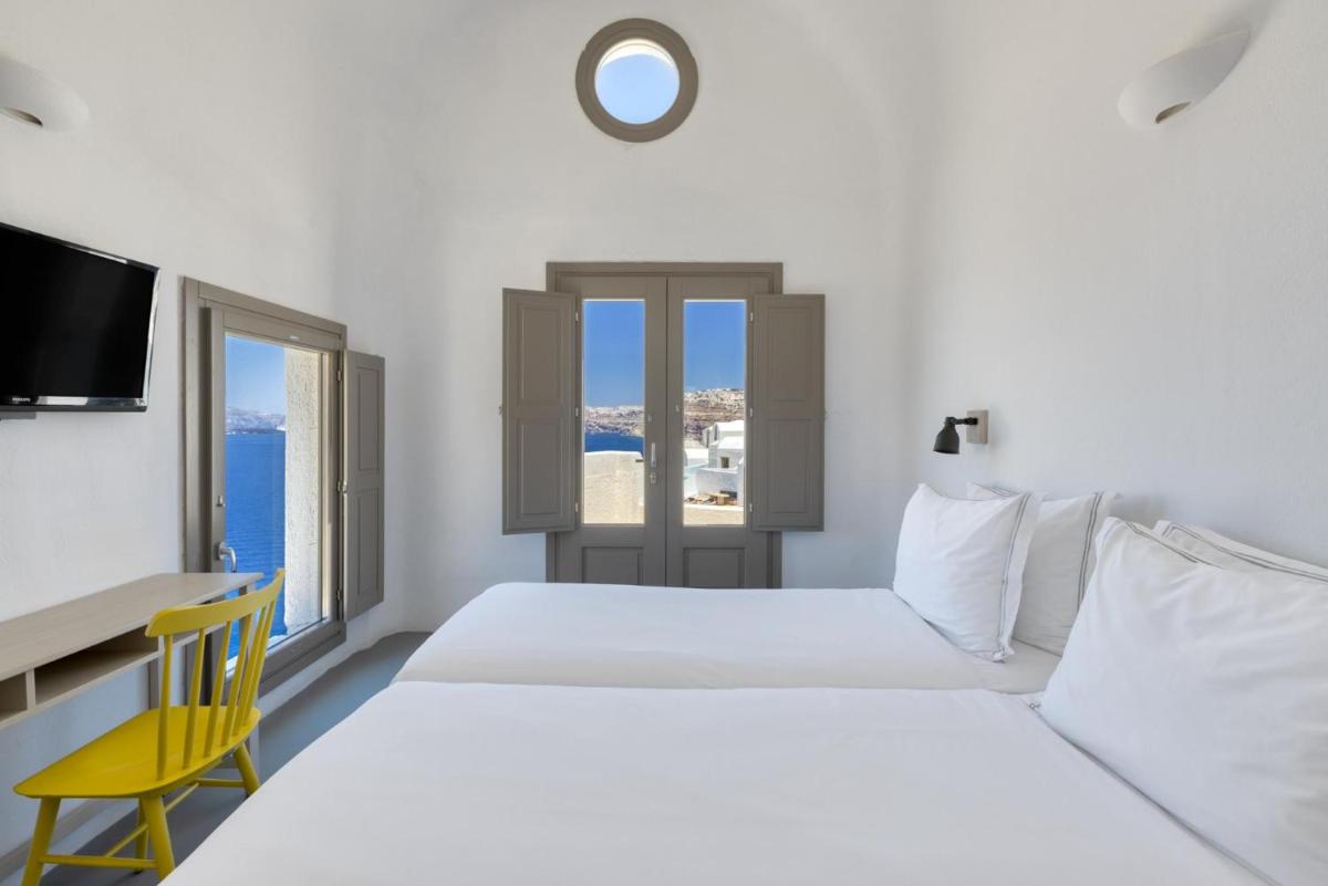 Grand Ambassador Santorini Hotel