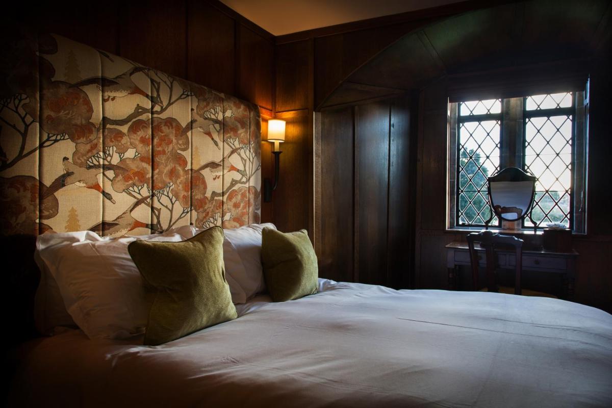 Amberley Castle- A Relais & Chateaux Hotel