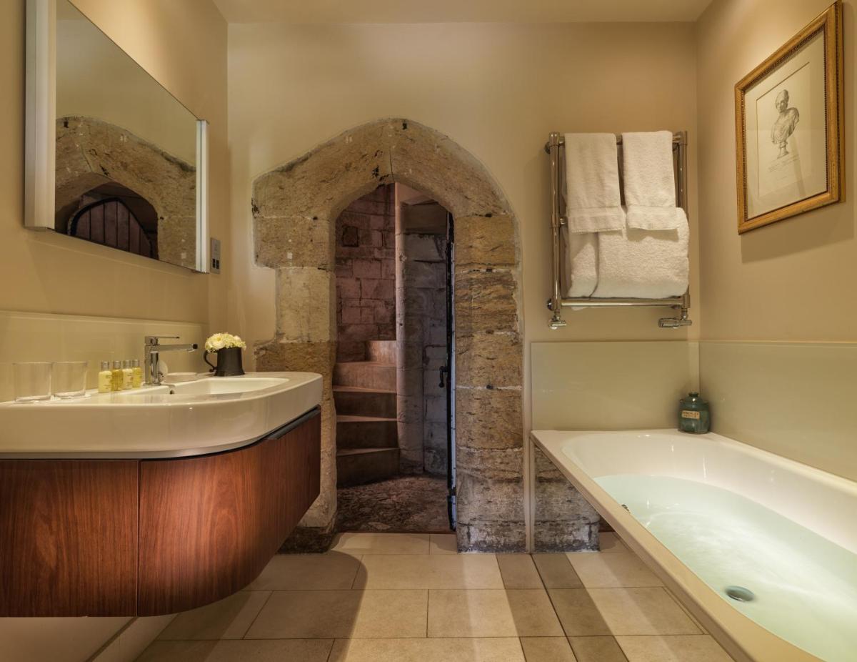 Amberley Castle- A Relais & Chateaux Hotel
