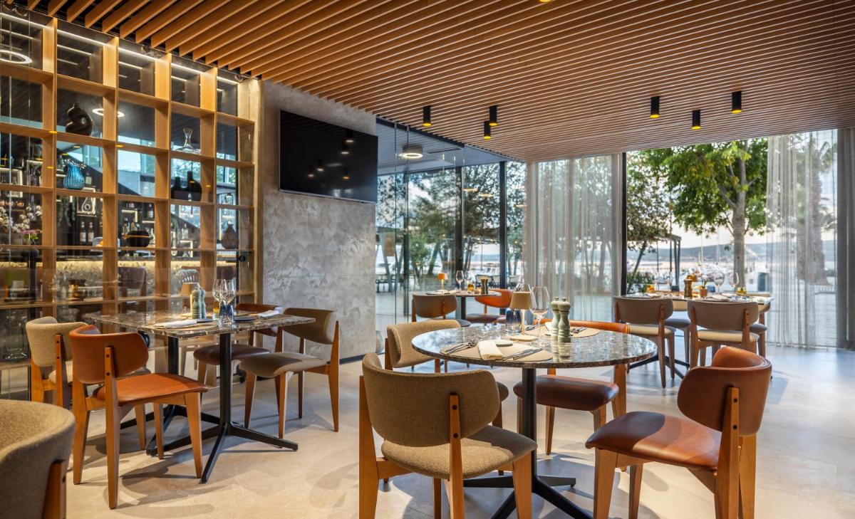 Aminess Younique Narrivi Hotel