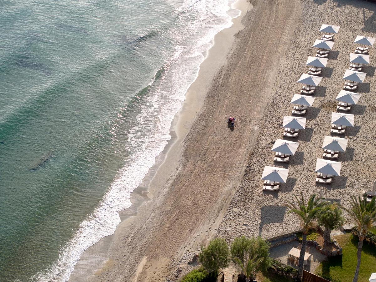 Amirandes, A Resort to Live