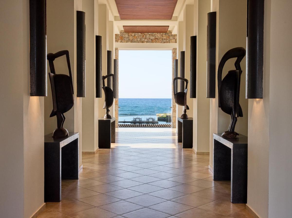 Amirandes, A Resort to Live