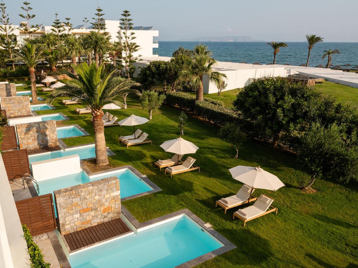 Amirandes, A Resort to Live