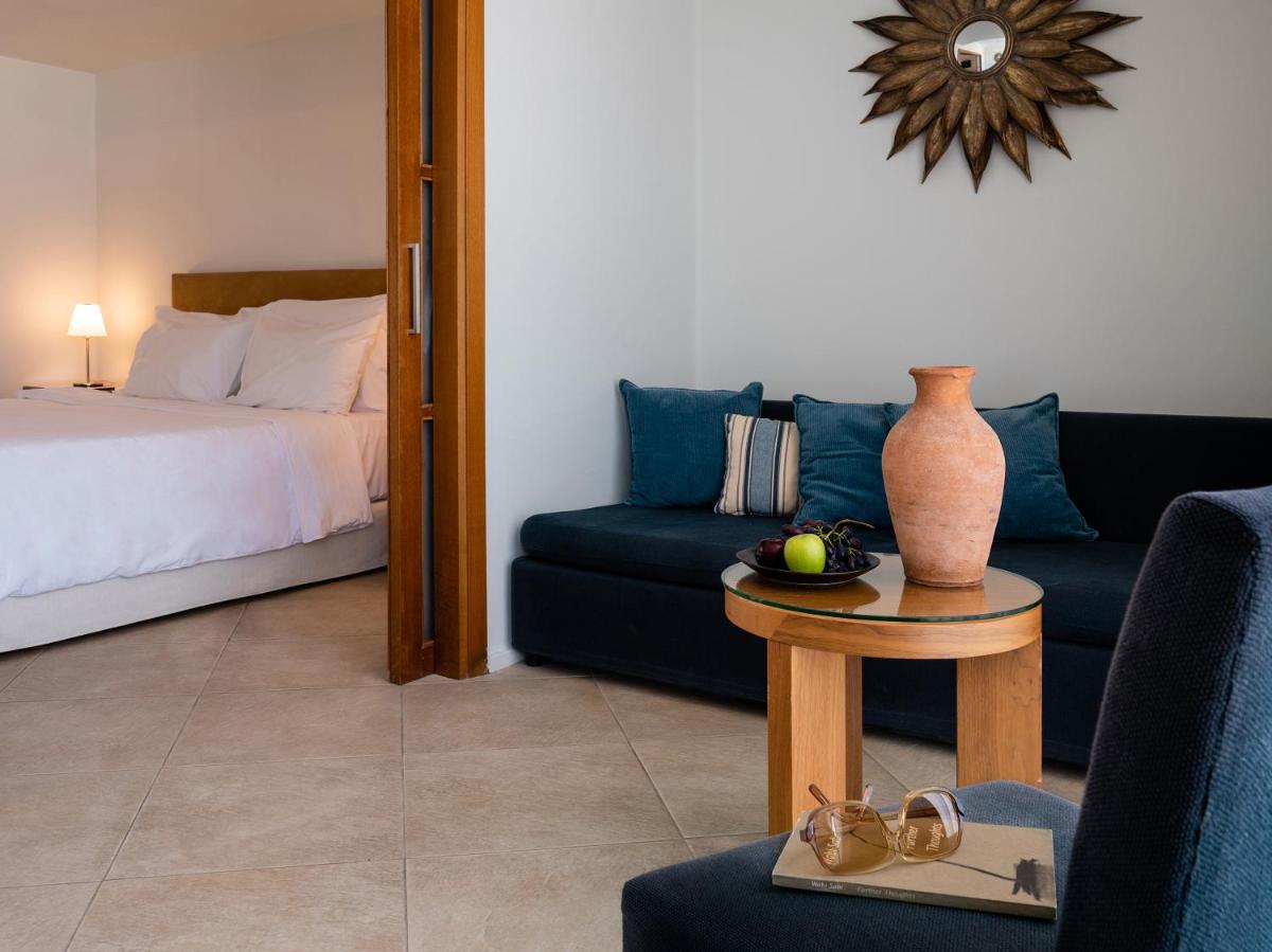 Amirandes, A Resort to Live