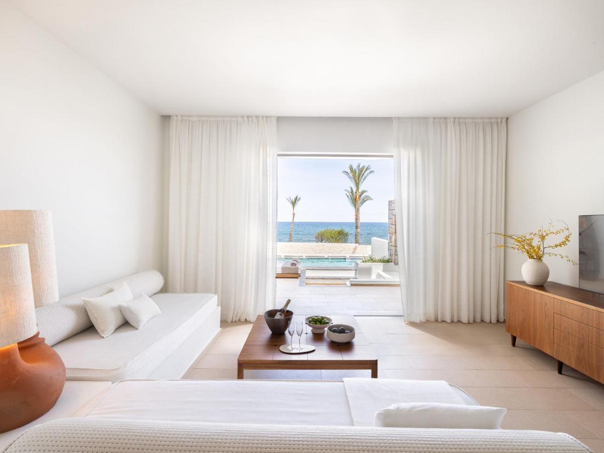 Amirandes, A Resort to Live