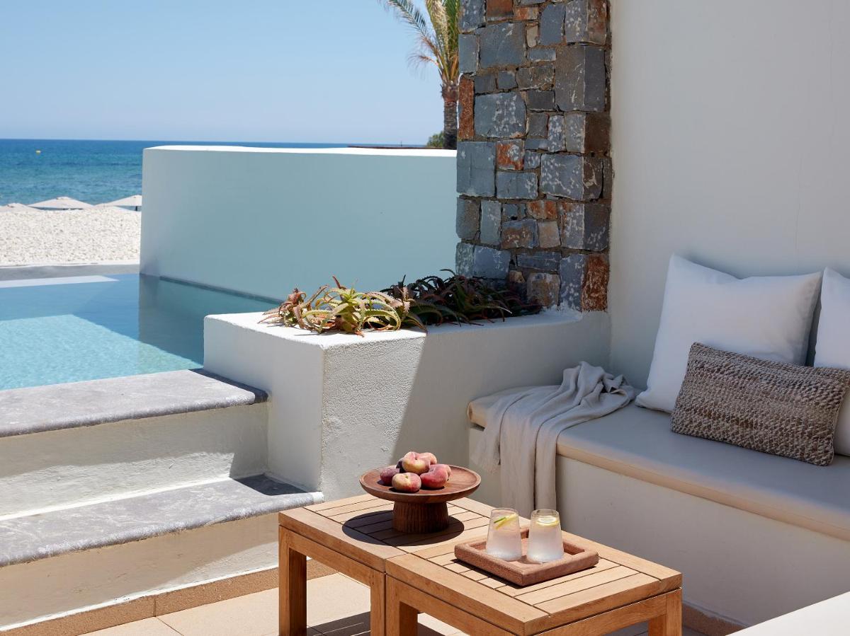 Amirandes, A Resort to Live