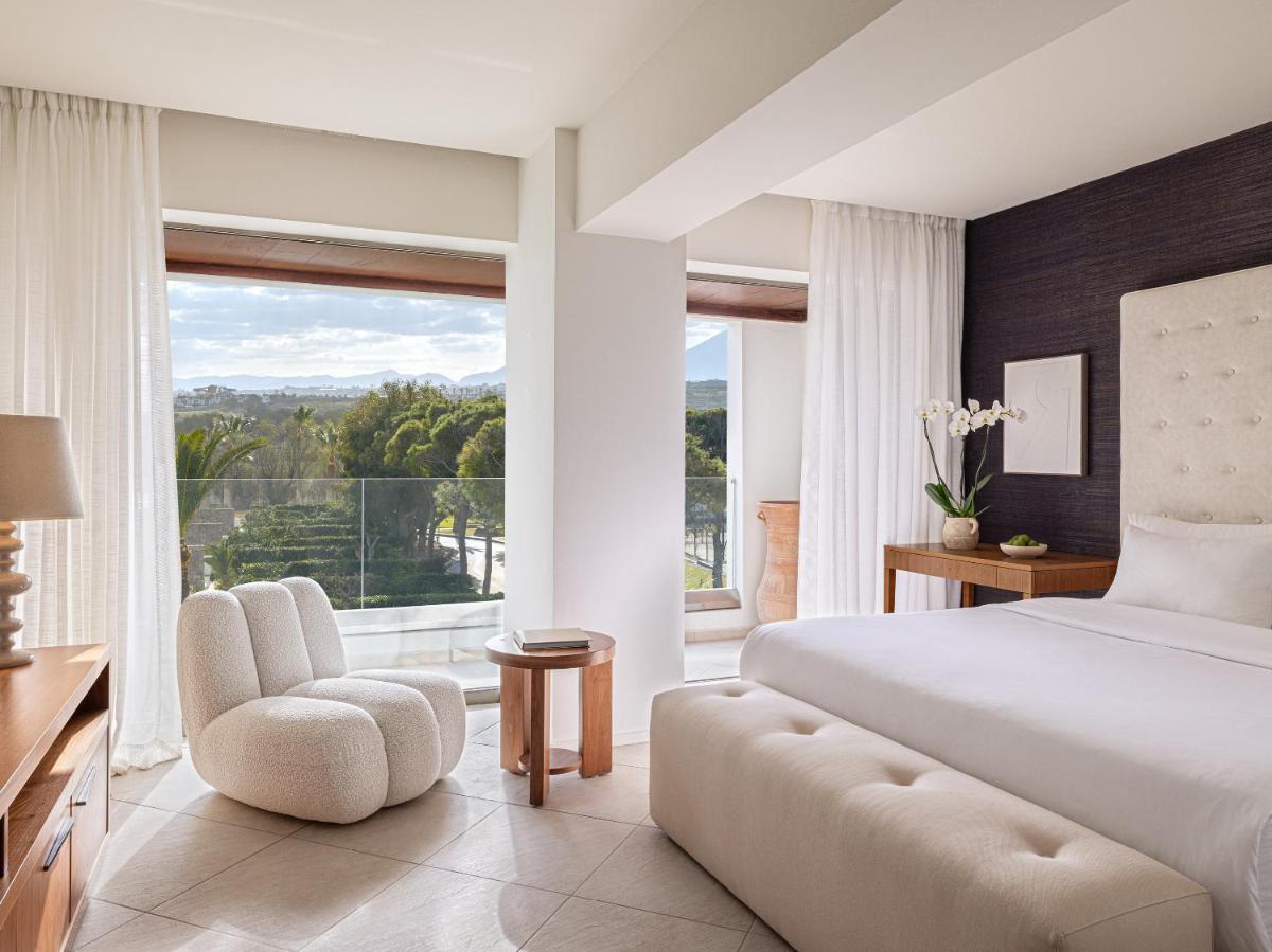 Amirandes, A Resort to Live