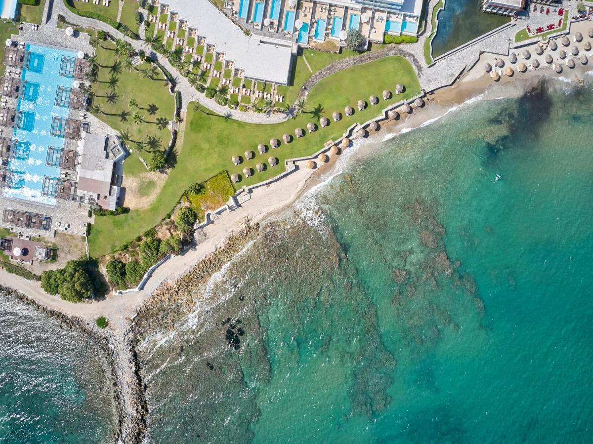 Amirandes, A Resort to Live