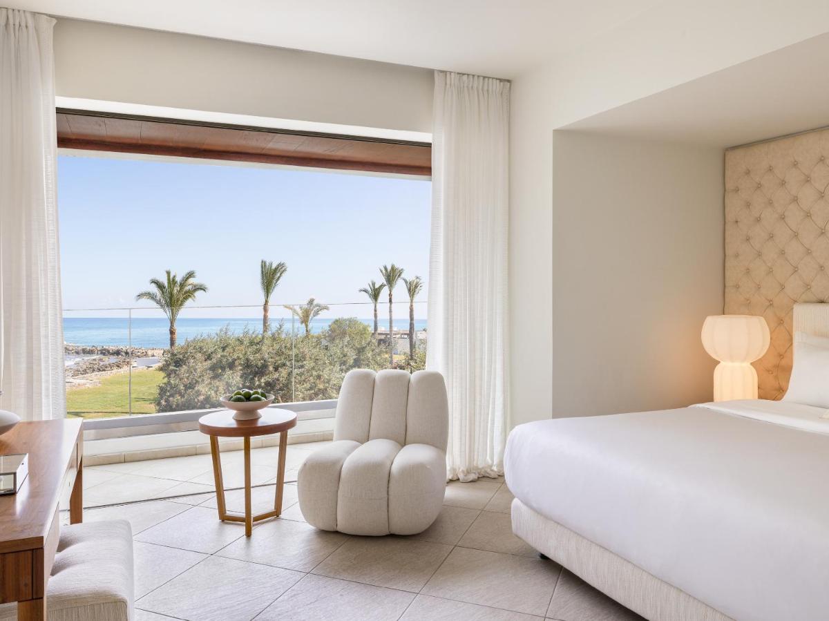 Amirandes, A Resort to Live