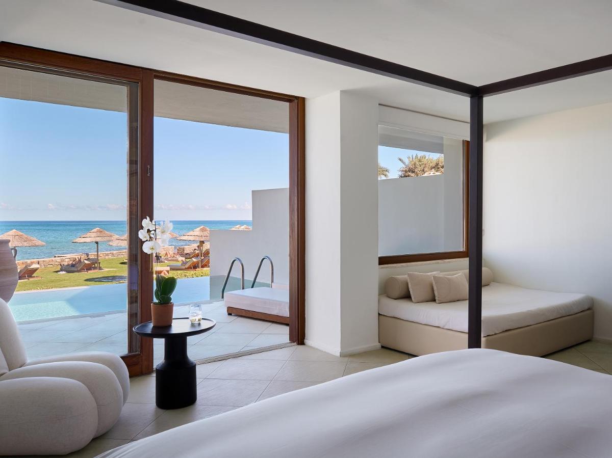 Amirandes, A Resort to Live