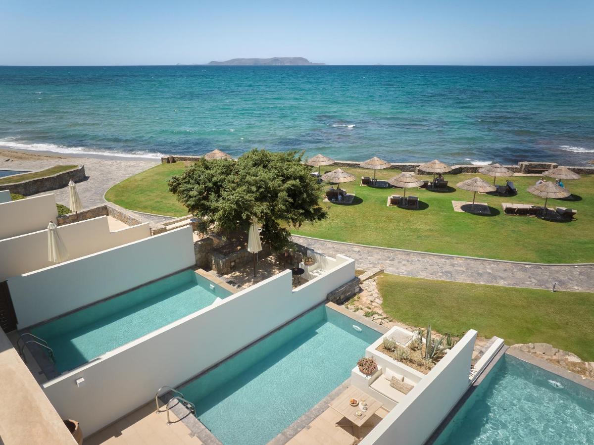 Amirandes, A Resort to Live