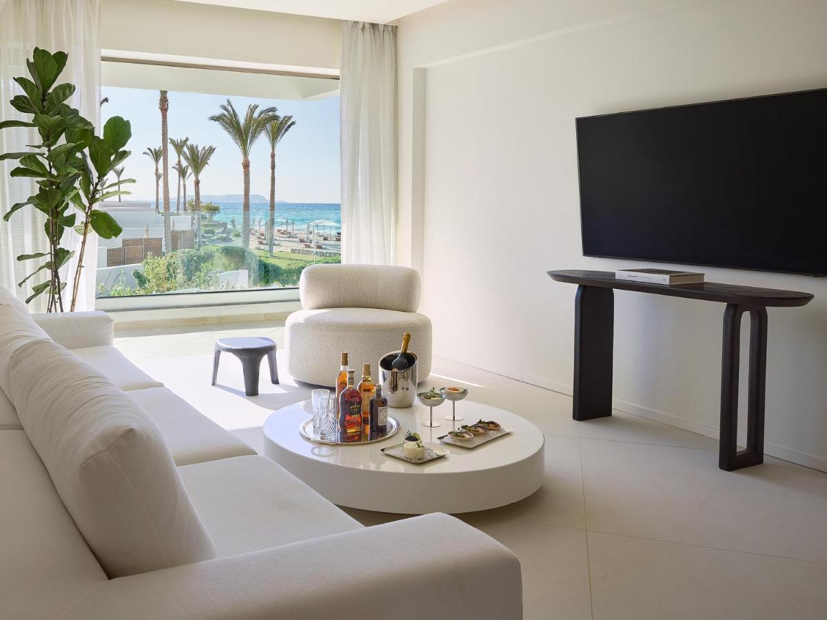 Amirandes, A Resort to Live