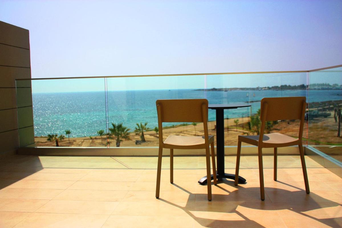Amphora Hotel - Room Only