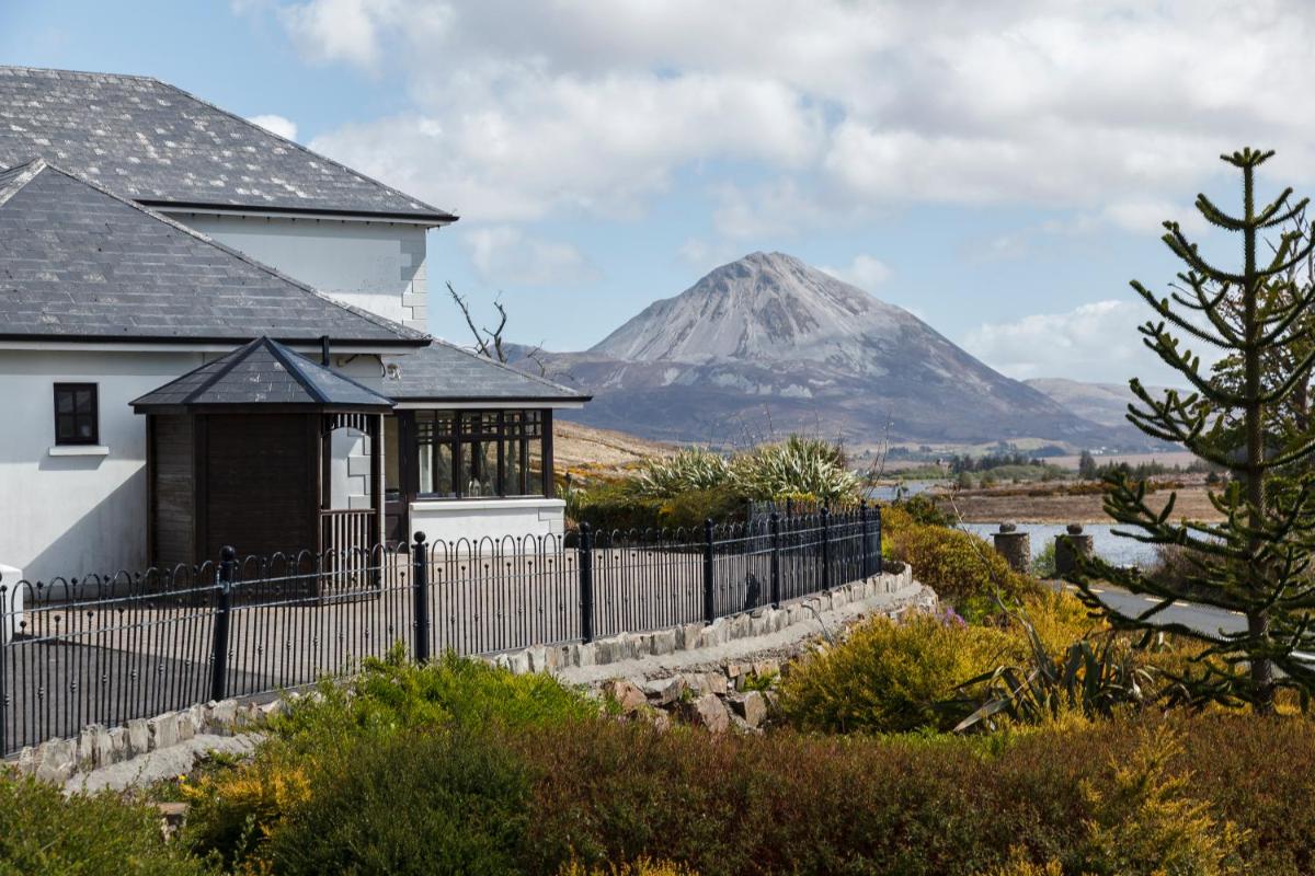 An Chúirt Hotel, Gweedore, Donegal