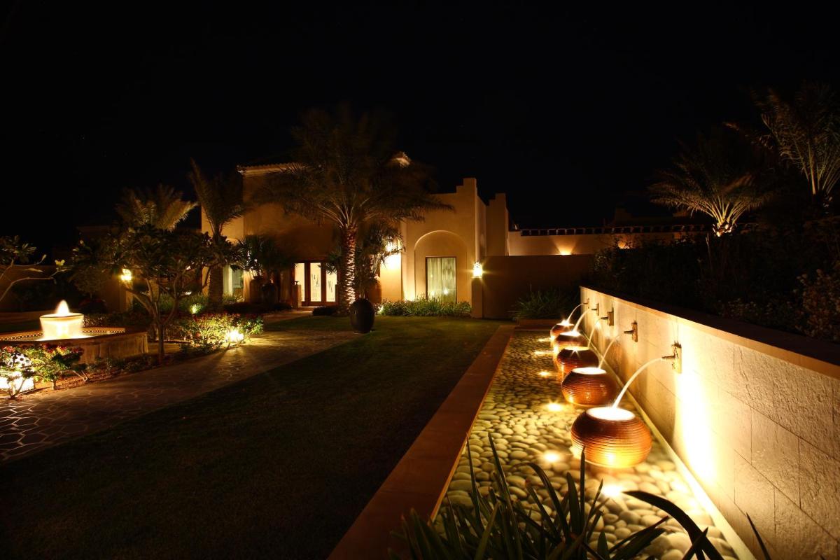 Anantara Desert Islands Resort & Spa