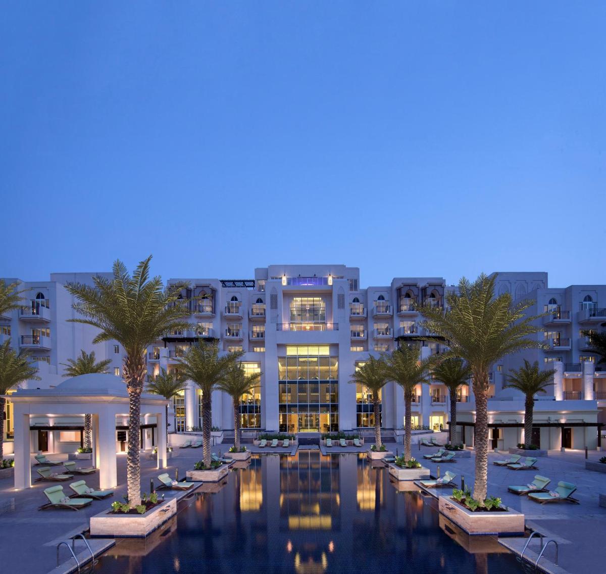 The Mangroves Abu Dhabi, LXR Hotels & Resorts