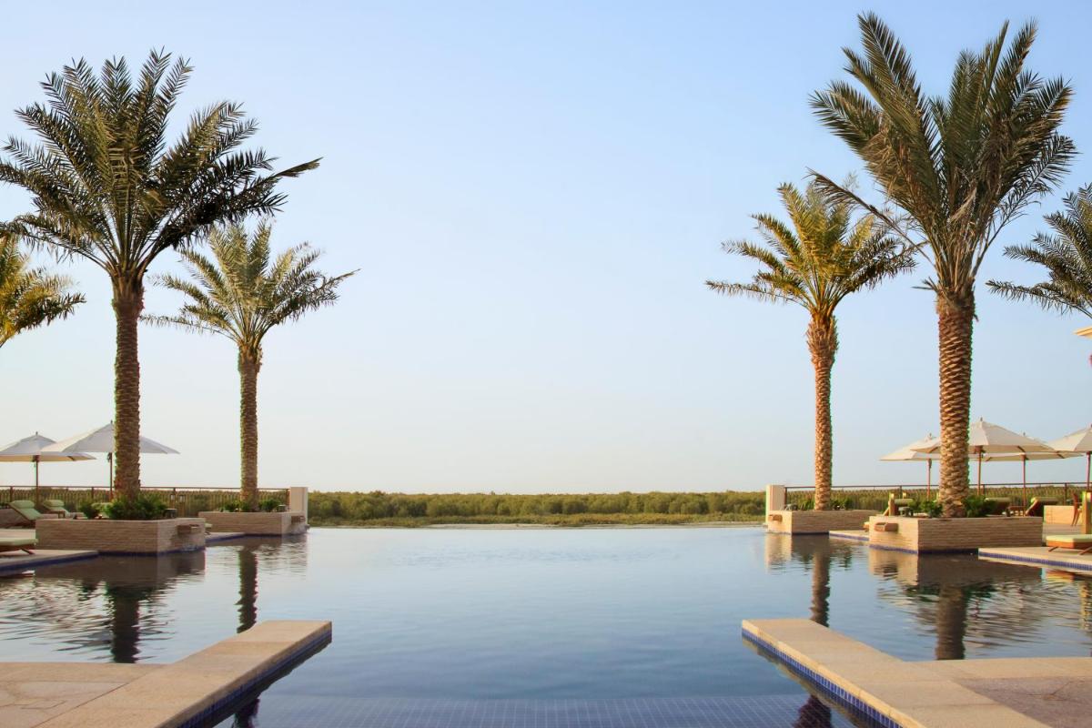 The Mangroves Abu Dhabi, LXR Hotels & Resorts