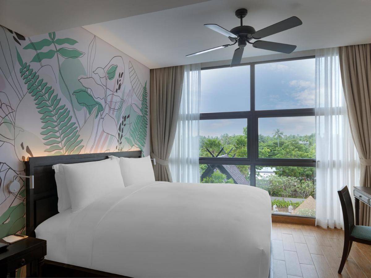 Anantara Mai Khao Phuket Villas