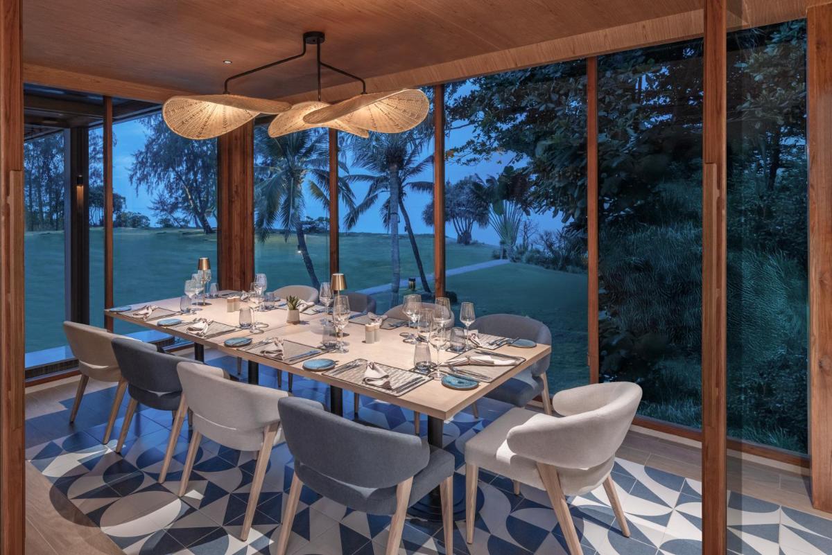 Anantara Mai Khao Phuket Villas