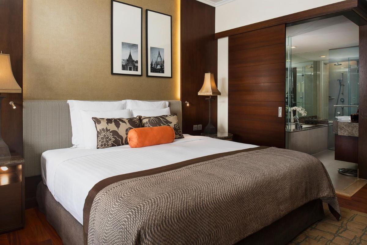 Anantara Riverside Bangkok Resort