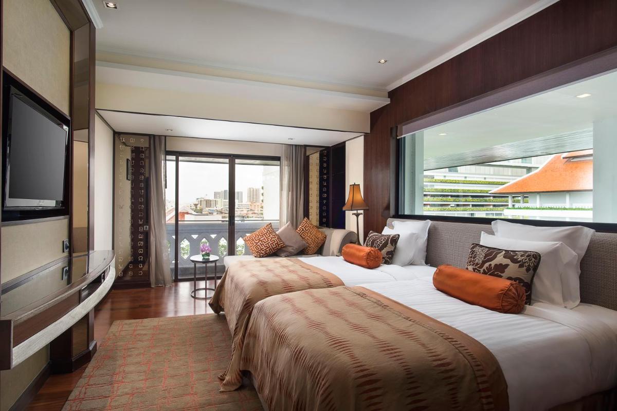 Anantara Riverside Bangkok Resort